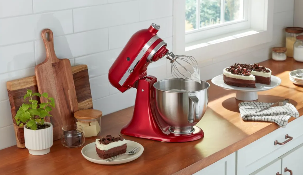 Best Stand Mixers for Baking Lovers in 2025